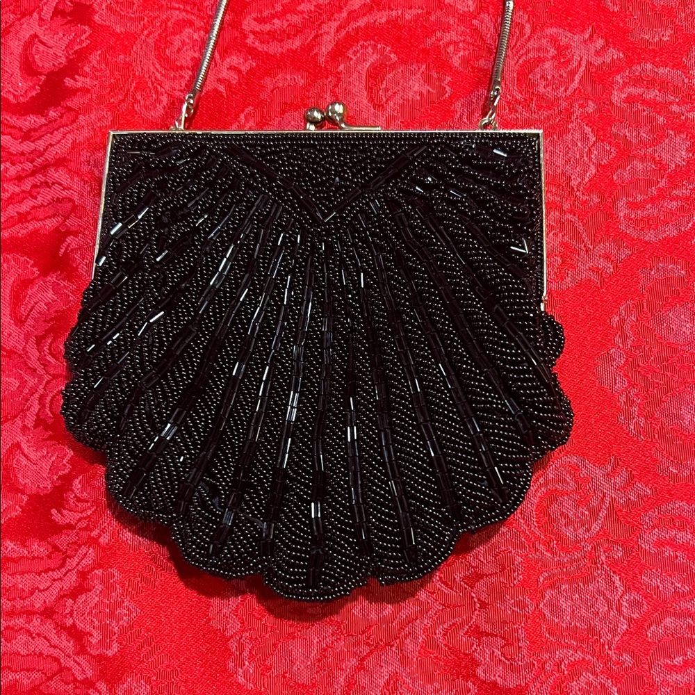 Vintage Magid Black Beaded Evening Bag Shell Clutch Purse Convertible Chain
